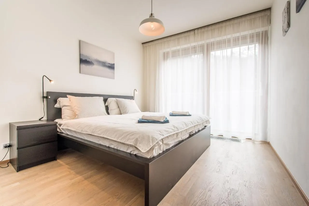 Mozart Central Apartments With Garage Praga