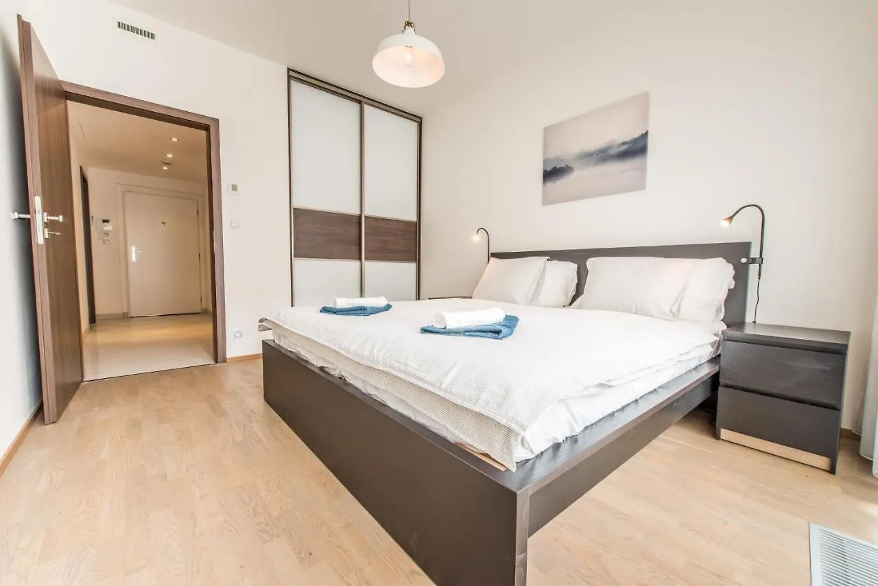 Mozart Central Apartments With Garage Praga